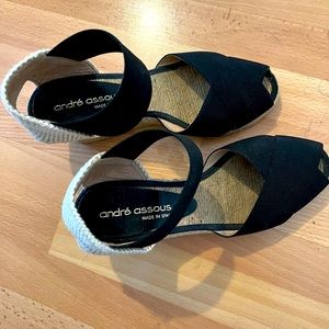 Andre Assous peep toe wedge espadrilles